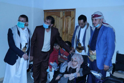صندوق رعاية وتأهيل المعاقين يوزع 16 كرسيا كهربائيا ...