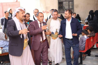 المدير التنفيذي للصندوق يناقش عدد من المواضيع مع ...